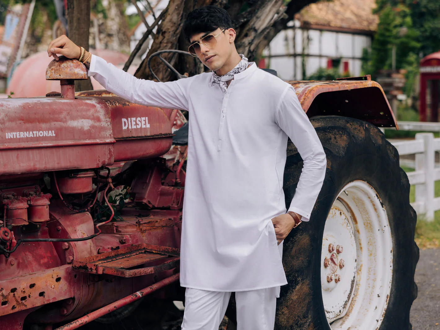 WHITE COTTON KURTA | AL-K-1213/AM-6236A - Image 4