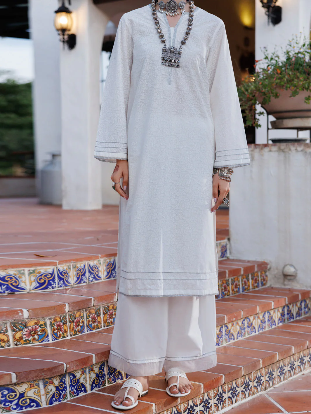 WHITE LAWN KURTI | AL-LK-1030/FB-1030A