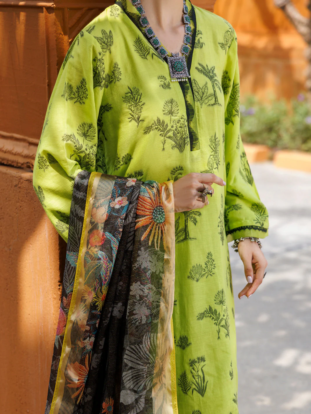 LIME GREEN JACQUARD 3PC UNSTITCHED | ALP-3PS-2010 FB-2010A - Image 3