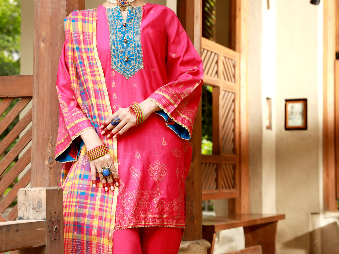 FUCHSIA LAWN 3PC STITCHED | ALP-3PS-US-1383/S FB-1183A - Image 4
