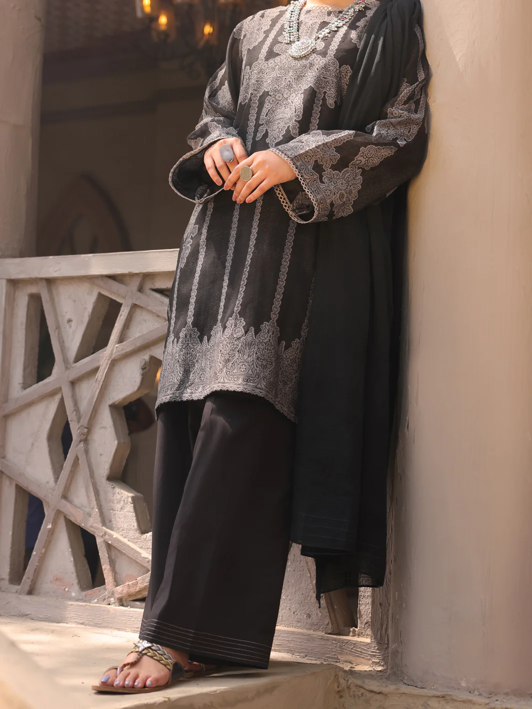 BLACK KHADDI 3PC UNSTITCHED | ALP-3PS-US-1630 FB-1636A