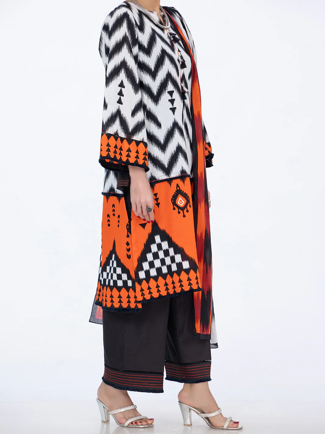 BLACK & WHITE CAMBRIC 3PC UNSTITCHED | AWP-3PS-US-505 FB-505A - Image 4