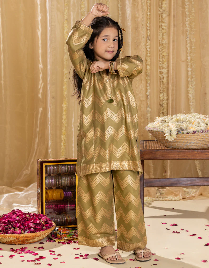 GREEN LAWN 2PC STITCHED | JGKL-S-JGST-25-5606 FB/SHEIN CO-ORDS-02