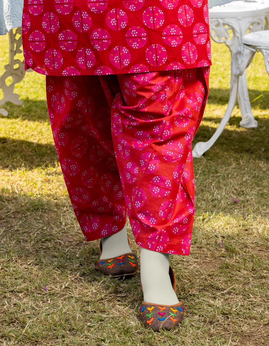 RED LAWN TROUSERS | JGT-S-JTT-25-4002 FB/ESSENTIALS- T-02