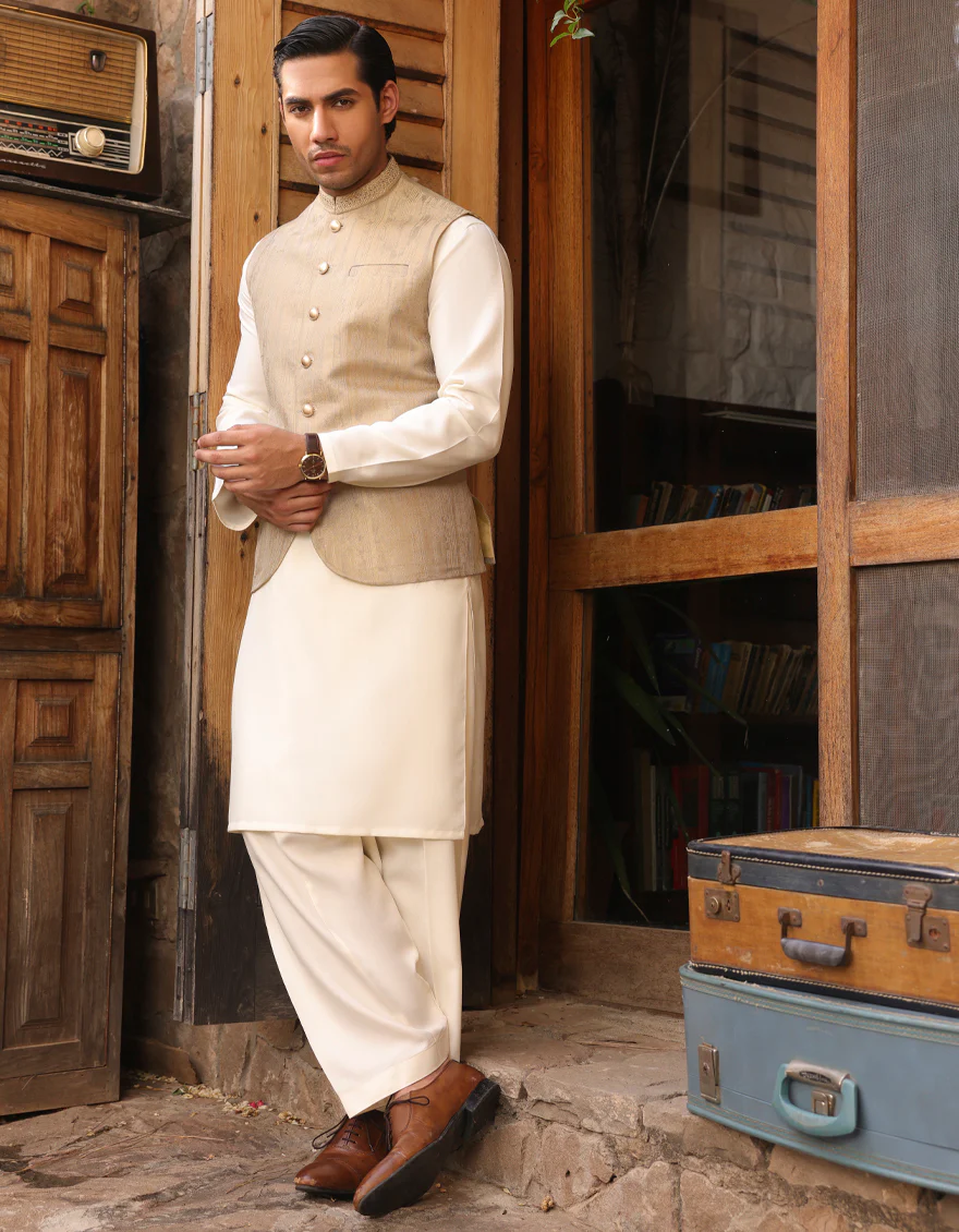 GOLD WAISTCOAT | JJVC-US-44238/A23/JJ1111-FL