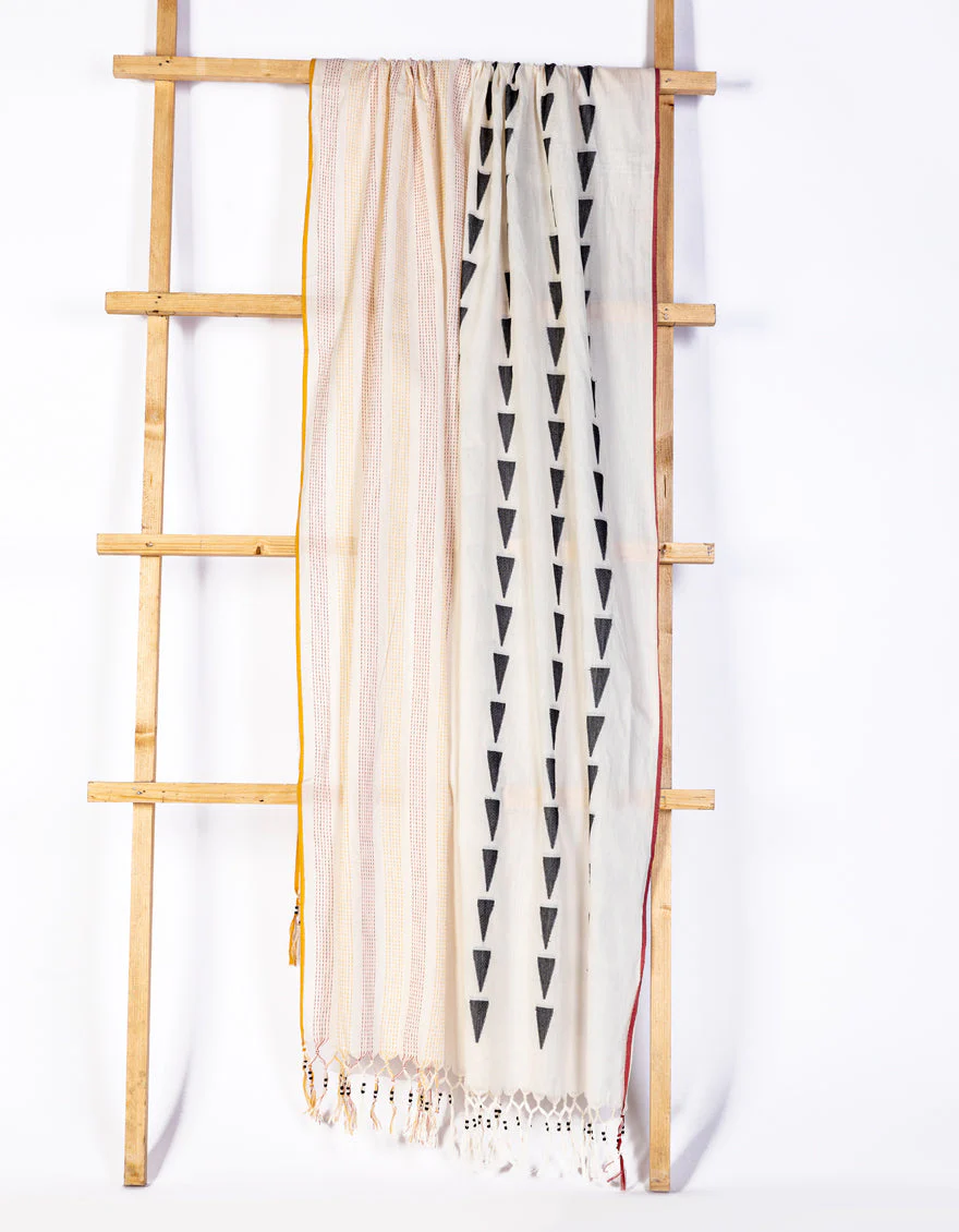 OFF WHITE JACQUARD DUPATTA | JLDP-S-25-2666 FB/DP-009