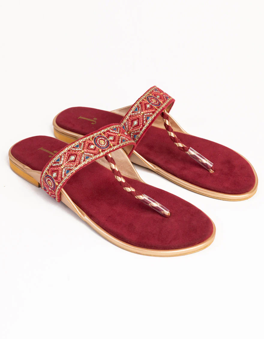 RED SUEDE CHAPPAL | JLFWC-25-1285 FB/RANGREZA-1