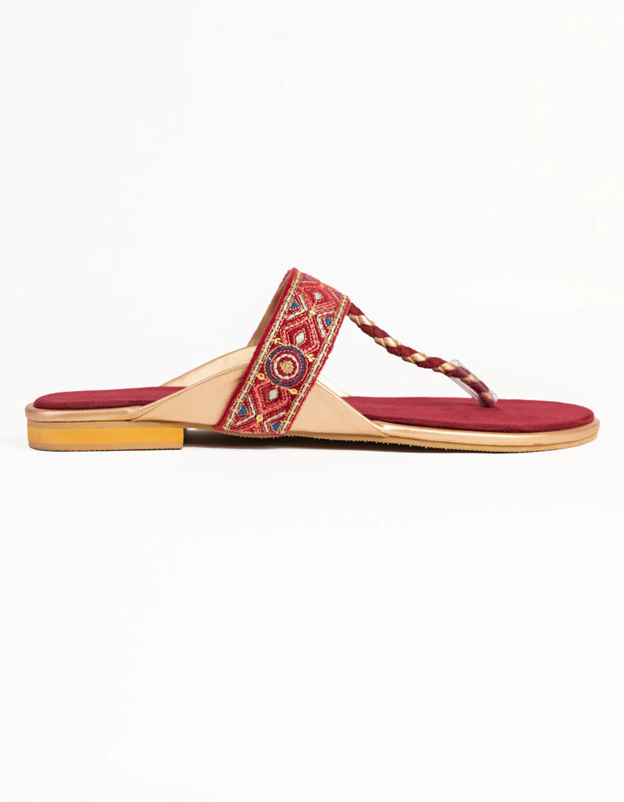 RED SUEDE CHAPPAL | JLFWC-25-1285 FB/RANGREZA-1 - Image 2